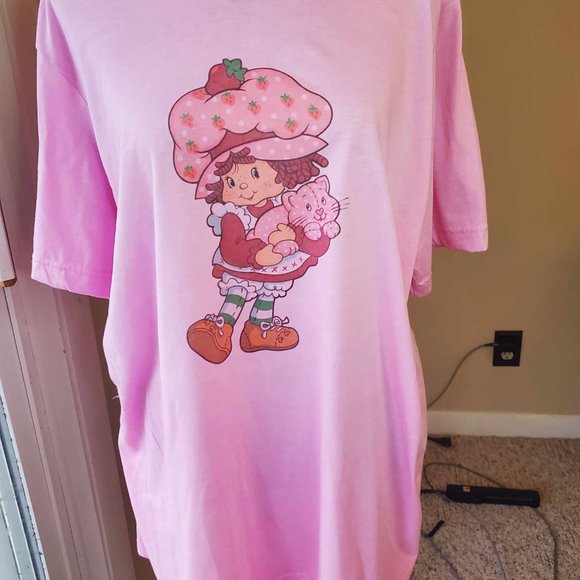 2X Strawberry Shortcake mT-shirt - Picture 5 of 5